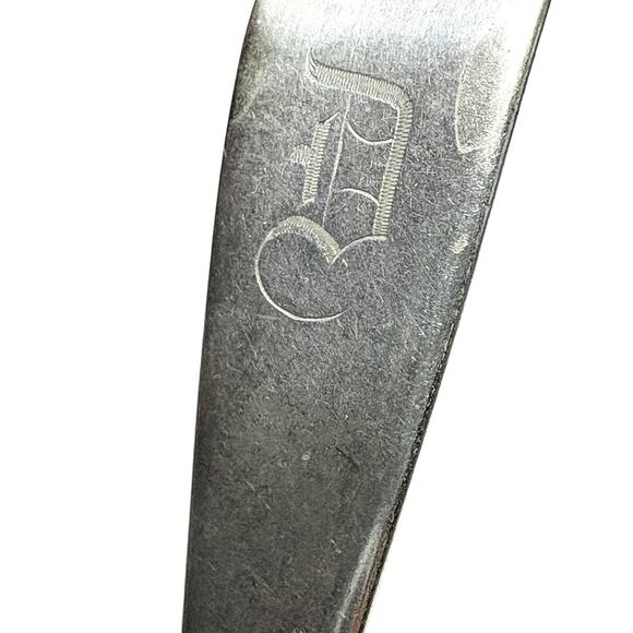 1847 Rogers Brothers "ASSYRIAN HEAD" Spoon Silverplate 6" Monogram "D" on back - Picture 6 of 7
